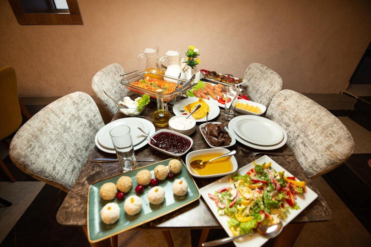 Sunday Hotel Баку Экстерьер фото