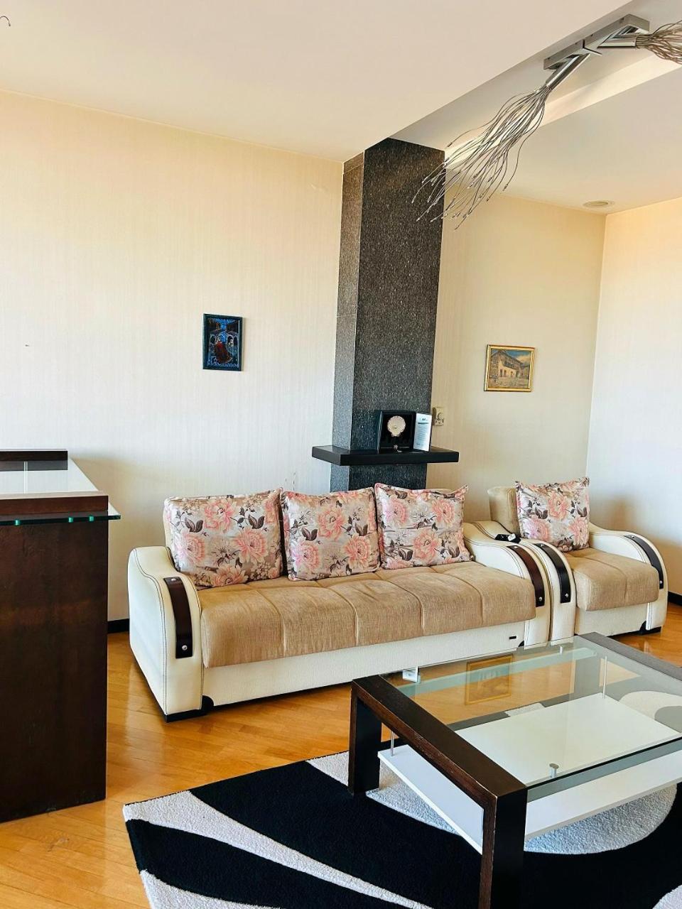 Sunday Hotel Баку Экстерьер фото