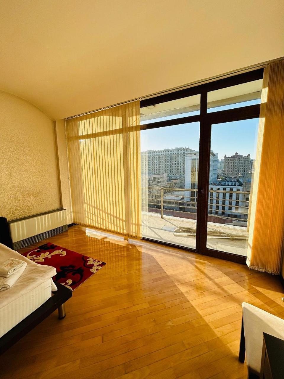 Sunday Hotel Баку Экстерьер фото