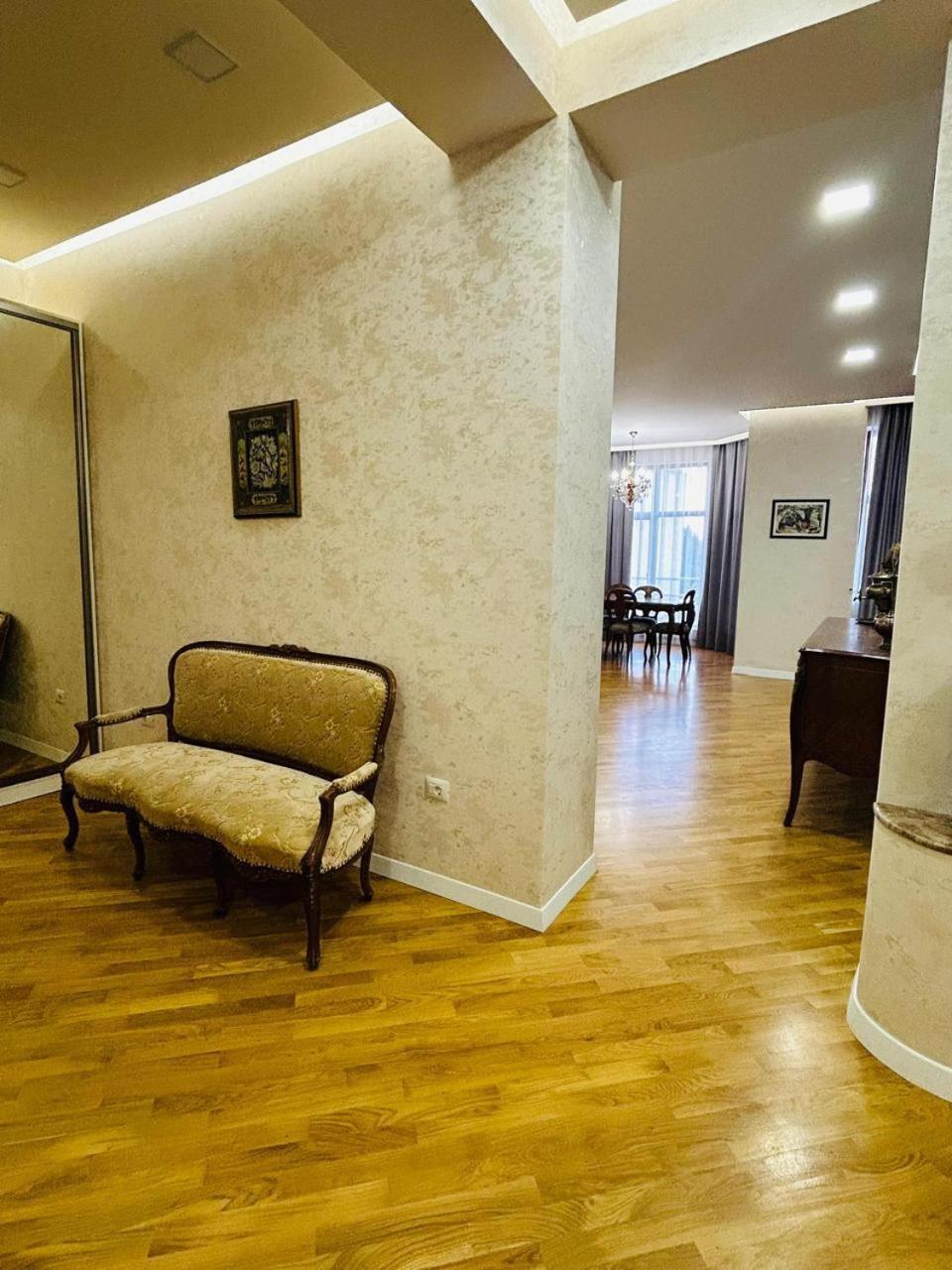 Sunday Hotel Баку Экстерьер фото